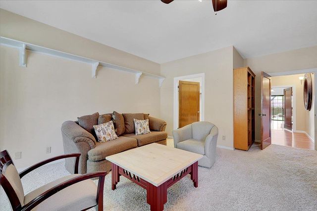 620 Lyndsey Ln, Yuba City, CA 95993