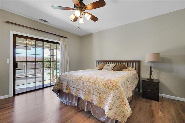 620 Lyndsey Ln, Yuba City, CA 95993