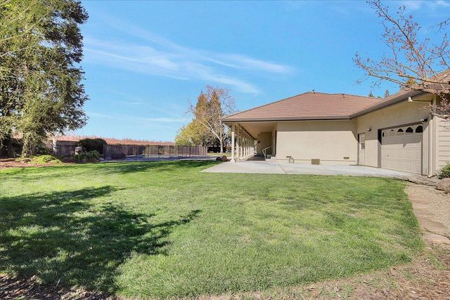 620 Lyndsey Ln, Yuba City, CA 95993
