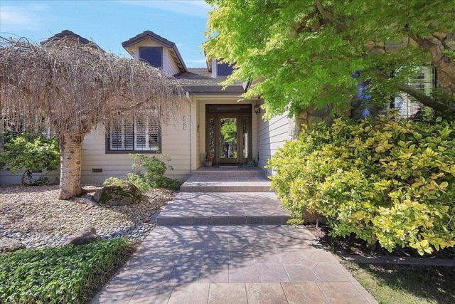 620 Lyndsey Ln, Yuba City, CA 95993