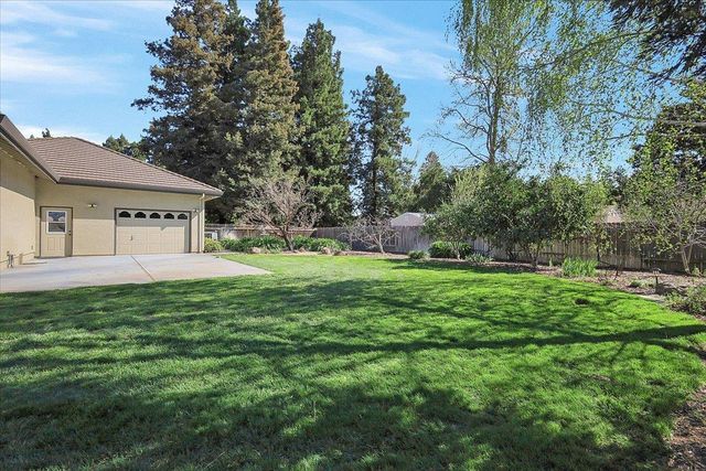 620 Lyndsey Ln, Yuba City, CA 95993