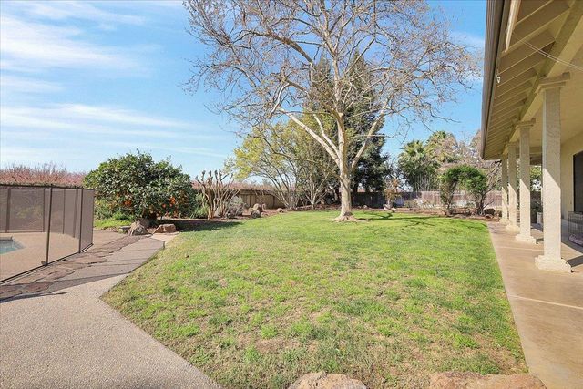 620 Lyndsey Ln, Yuba City, CA 95993