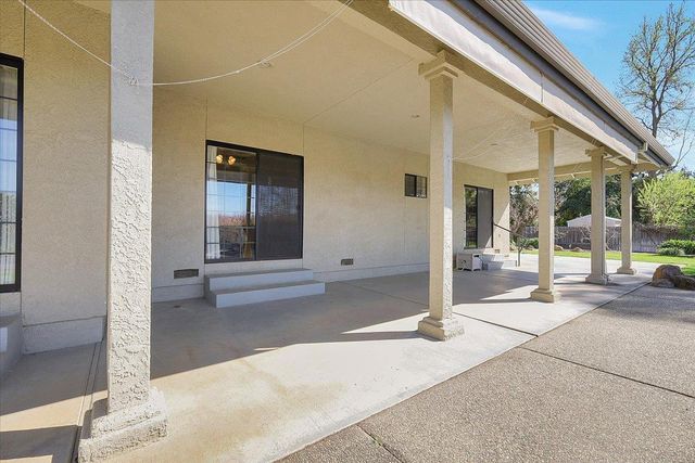 620 Lyndsey Ln, Yuba City, CA 95993