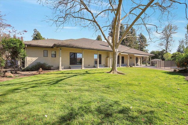 620 Lyndsey Ln, Yuba City, CA 95993
