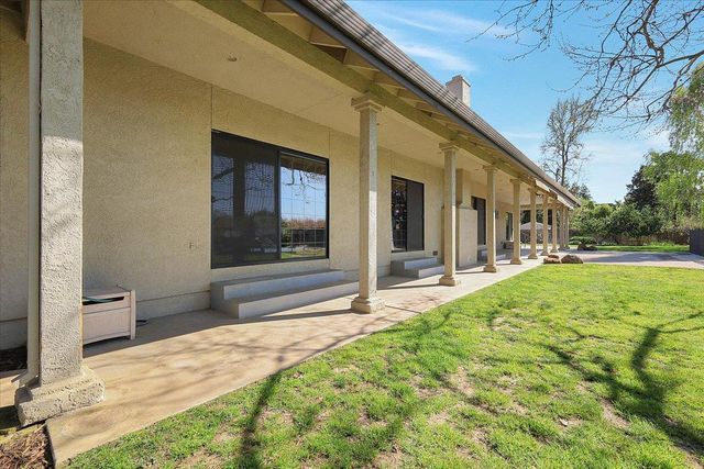 620 Lyndsey Ln, Yuba City, CA 95993