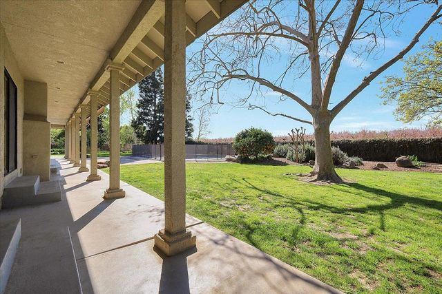620 Lyndsey Ln, Yuba City, CA 95993