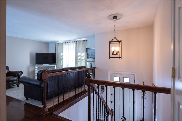 243 Warner Brook Drive, Warwick, RI 02889