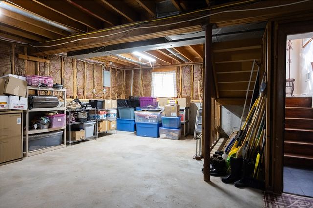 243 Warner Brook Drive, Warwick, RI 02889