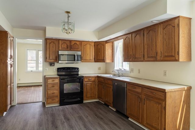 99 Garfield Ave Main House, Woburn, MA 01801