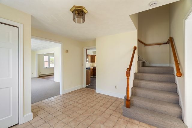 99 Garfield Ave Main House, Woburn, MA 01801
