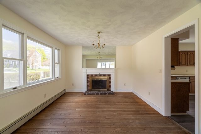 99 Garfield Ave Main House, Woburn, MA 01801