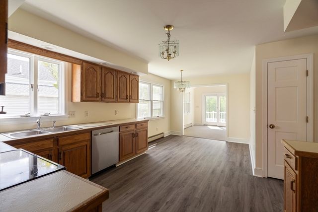 99 Garfield Ave Main House, Woburn, MA 01801
