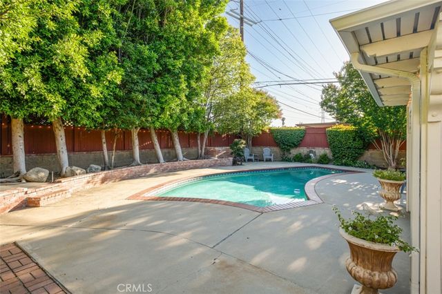 16336 Kalisher, Granada Hills, CA 91344