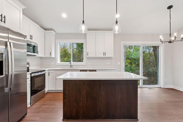 826 104th Avenue NW, Coon Rapids, MN 55433