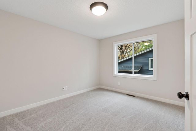 826 104th Avenue NW, Coon Rapids, MN 55433