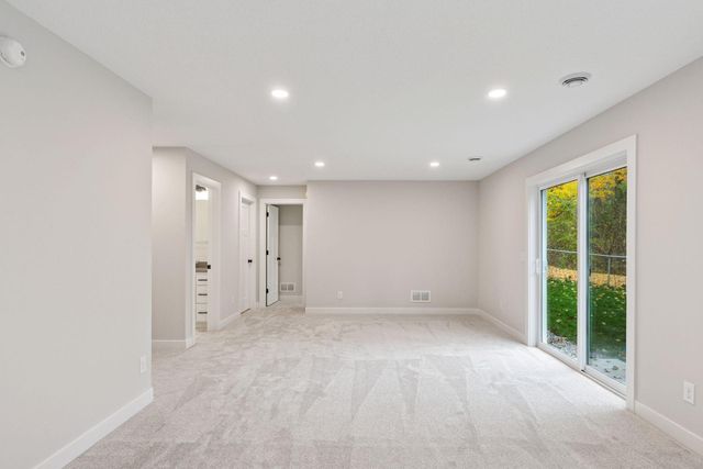 826 104th Avenue NW, Coon Rapids, MN 55433