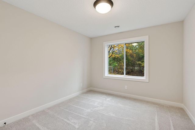 826 104th Avenue NW, Coon Rapids, MN 55433