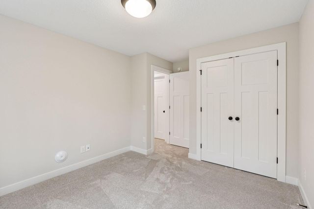 826 104th Avenue NW, Coon Rapids, MN 55433