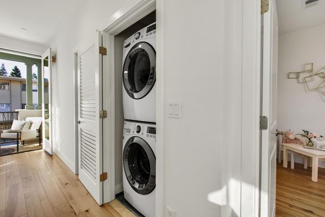 100 Tilton Avenue, San Mateo, CA 94401