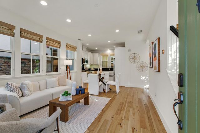 100 Tilton Avenue, San Mateo, CA 94401