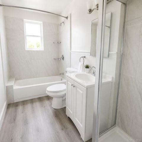 16422 Grand Central Parkway, Jamaica Hills, NY 11432