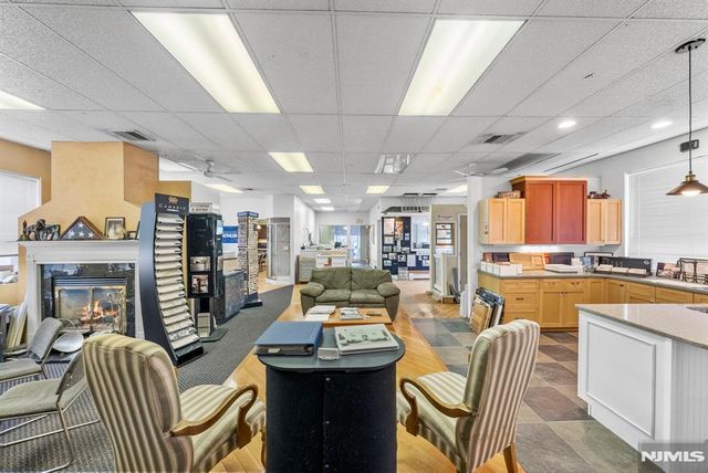 42 Home Place 40, Lodi, NJ 07644