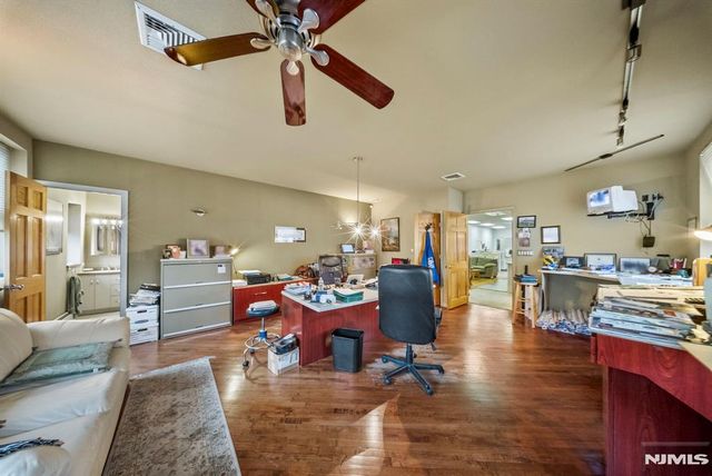 42 Home Place 40, Lodi, NJ 07644