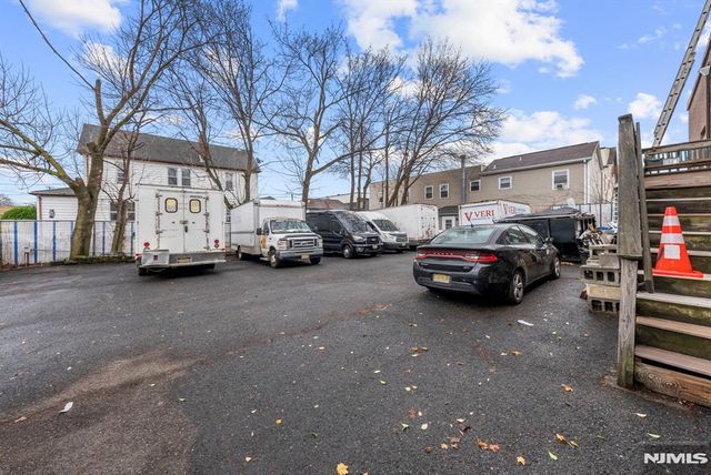 42 Home Place 40, Lodi, NJ 07644