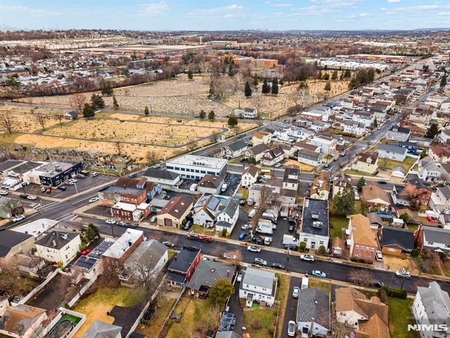 42 Home Place 40, Lodi, NJ 07644