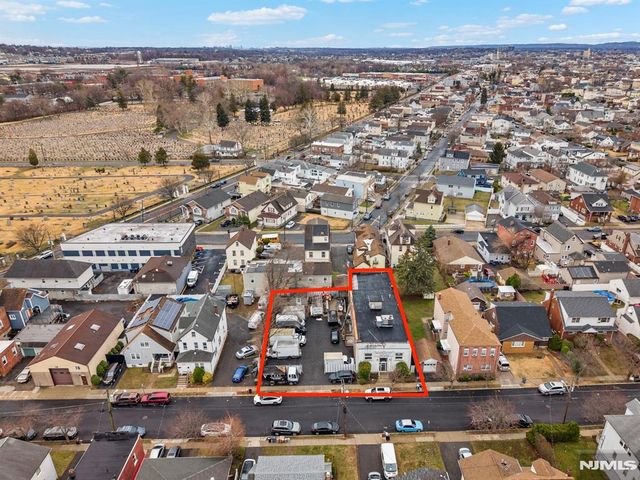 42 Home Place 40, Lodi, NJ 07644