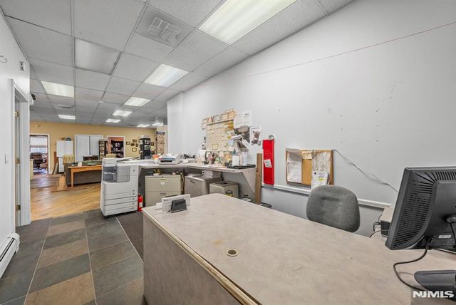 42 Home Place 40, Lodi, NJ 07644