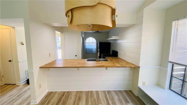 875 Heritage Oaks Drive, Stone Mountain, GA 30088