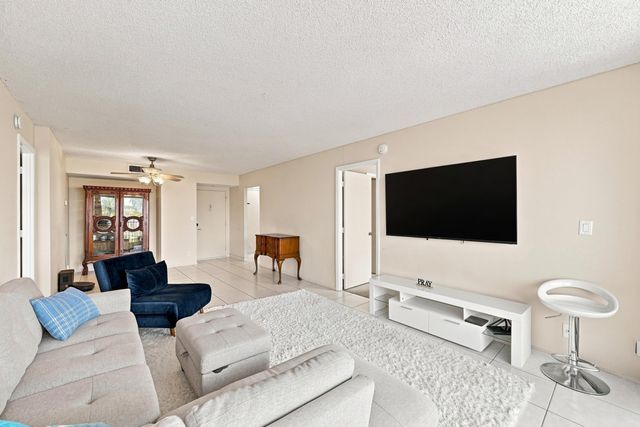 531 N Ocean Boulevard 505, Pompano Beach, FL 33062