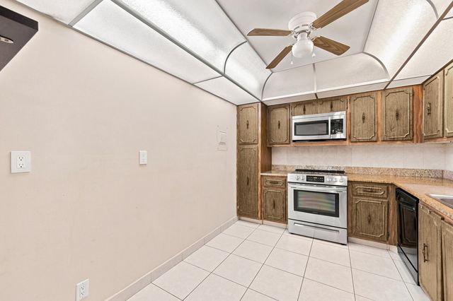 531 N Ocean Boulevard 505, Pompano Beach, FL 33062