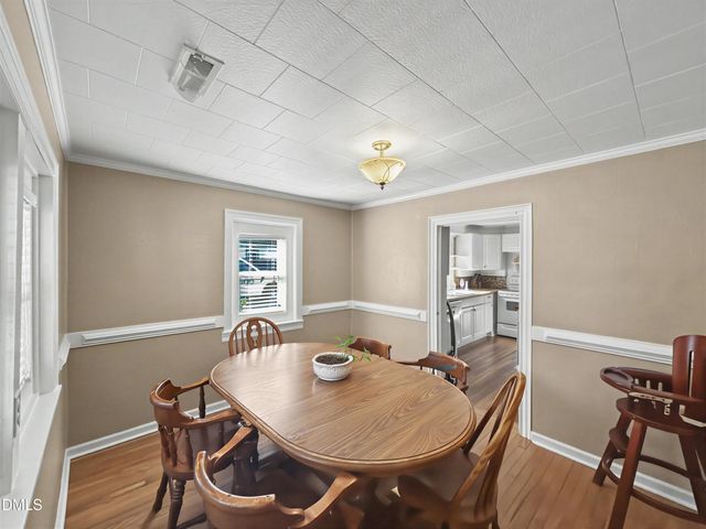 4386 S Highway 301 E, Four Oaks, NC 27524