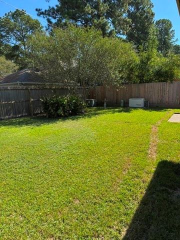 17234 Park Lodge Drive, Spring, TX 77379