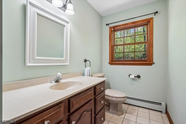 137 S Shore Rd, Byram Twp., NJ 07821