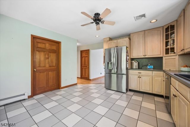 137 S Shore Rd, Byram Twp., NJ 07821