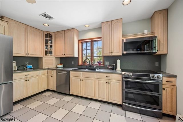 137 S Shore Rd, Byram Twp., NJ 07821