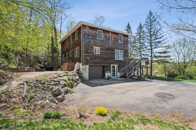 137 S Shore Rd, Byram Twp., NJ 07821