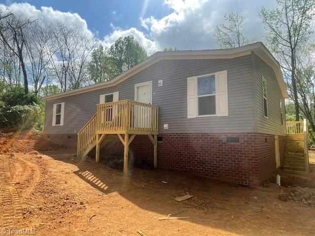 484 Avenue K, Lexington, NC 27292