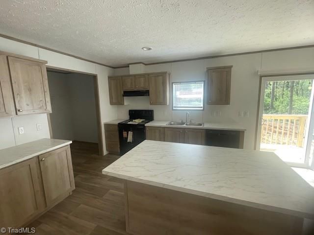484 Avenue K, Lexington, NC 27292