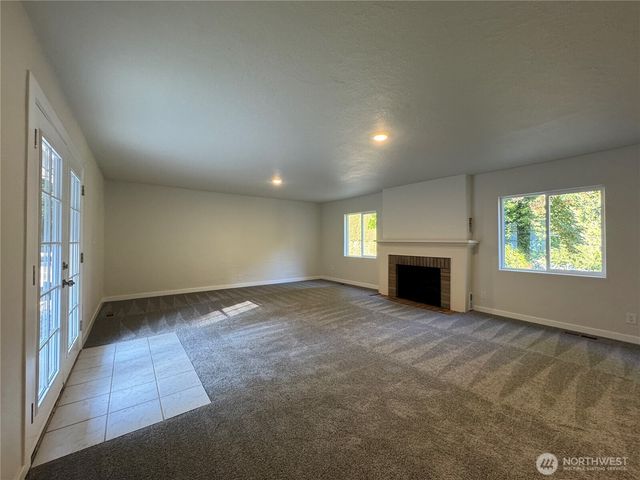 115 Clark Creek Lane, Longview, WA 98632
