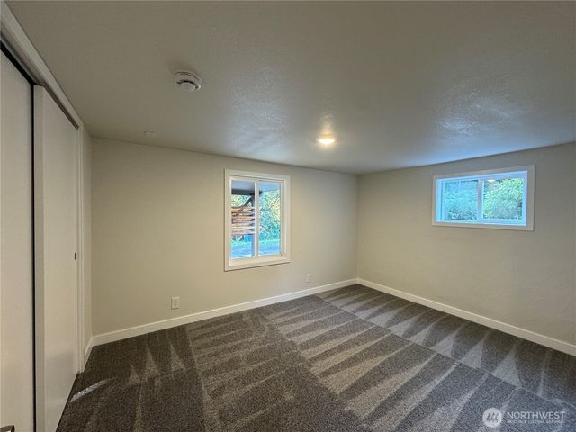 115 Clark Creek Lane, Longview, WA 98632
