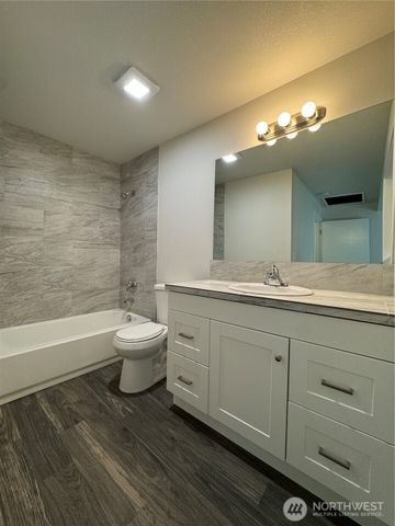 115 Clark Creek Lane, Longview, WA 98632