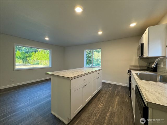 115 Clark Creek Lane, Longview, WA 98632