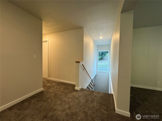 115 Clark Creek Lane, Longview, WA 98632