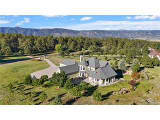 1805 Senecio Dr, Larkspur, CO 80118