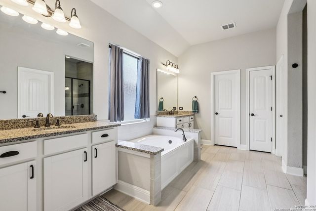 1073 Stone Crossing, New Braunfels, TX 78132