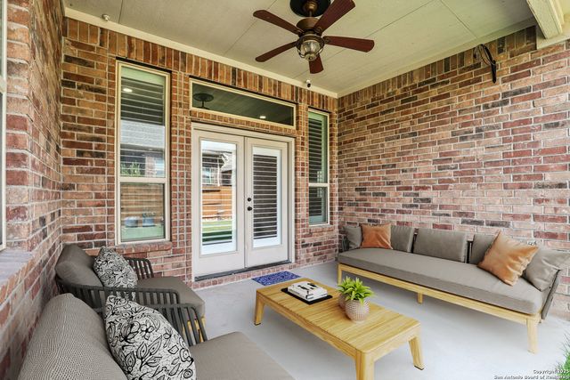 1073 Stone Crossing, New Braunfels, TX 78132